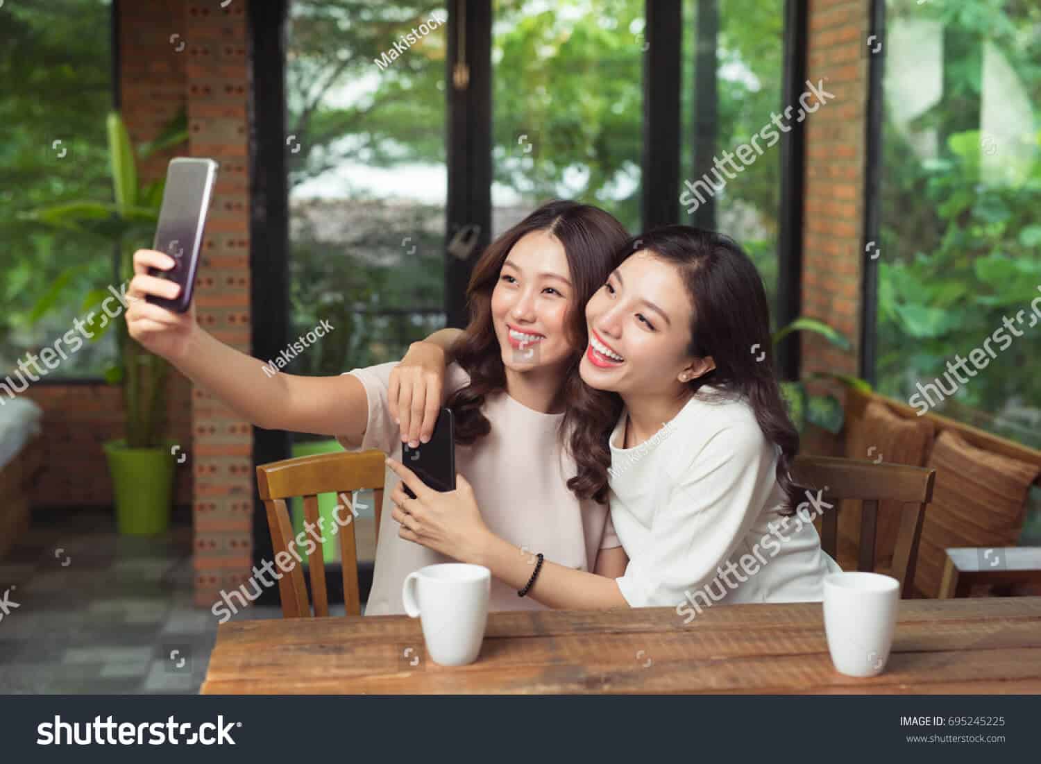 1 triệu 800 ngàn hình ảnh người đẹp Châu Á chất lượng cao trên Shutterstock