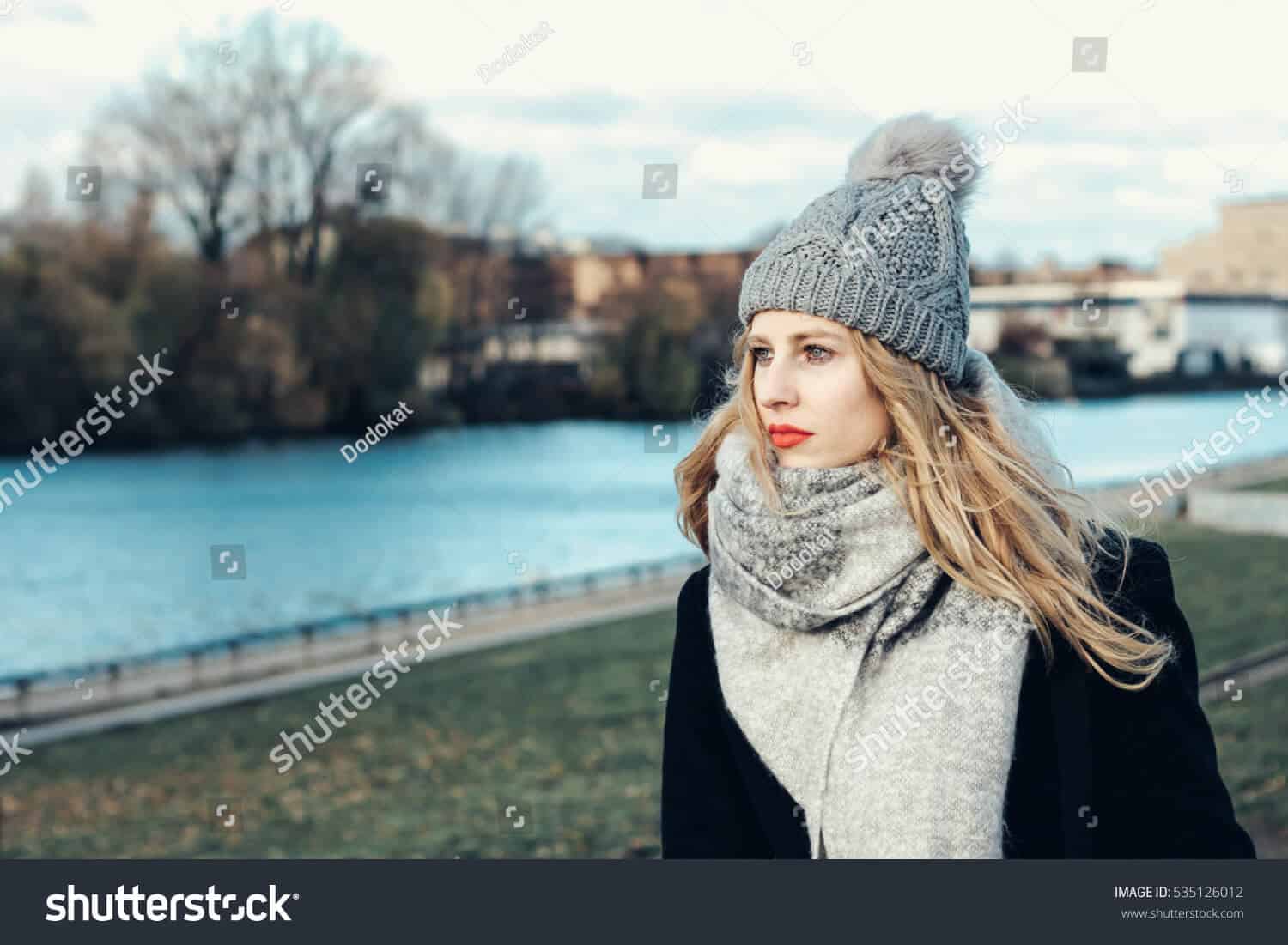 240 ngàn hình ảnh cô gái trẻ Châu Âu chất lượng cao trên Shutterstock